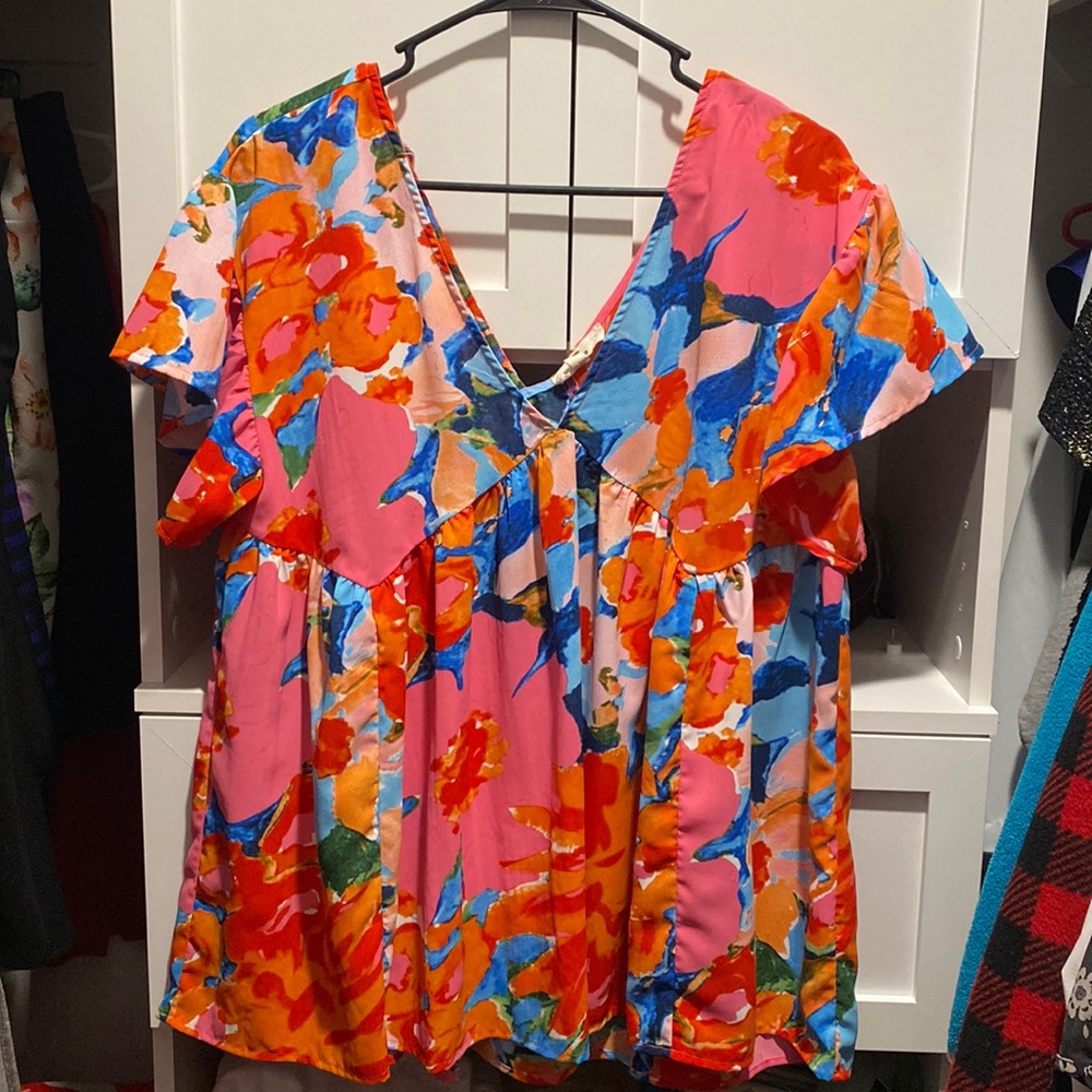 Entro flowy top